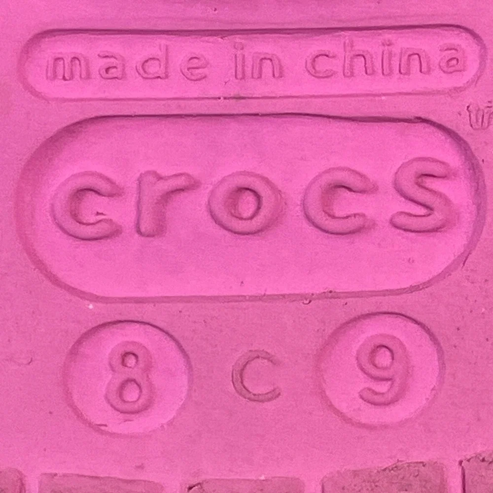Crocs Disney Minnie Mouse Pink Purple Clogs Toddler Girls Size 8/9 Slip On Shoes